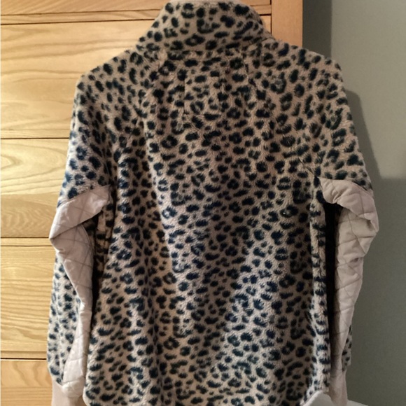 Abercrombie & Fitch fleece (PRICE2SELL) - Picture 5 of 6